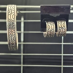 Elegant Silver and Black Bracelet Set